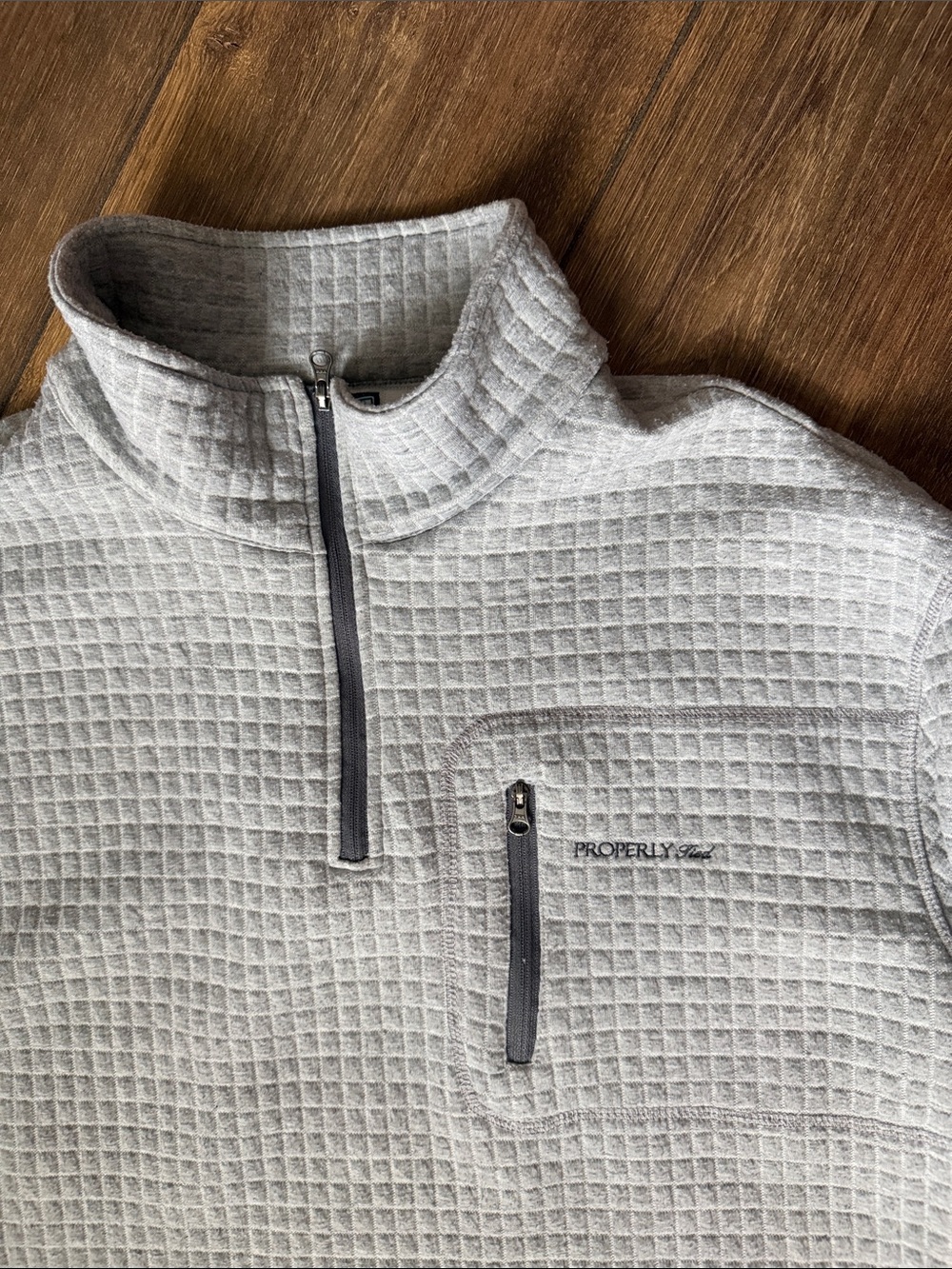 Properly Tied Delta Pullover, Size L - Picture 2 of 4